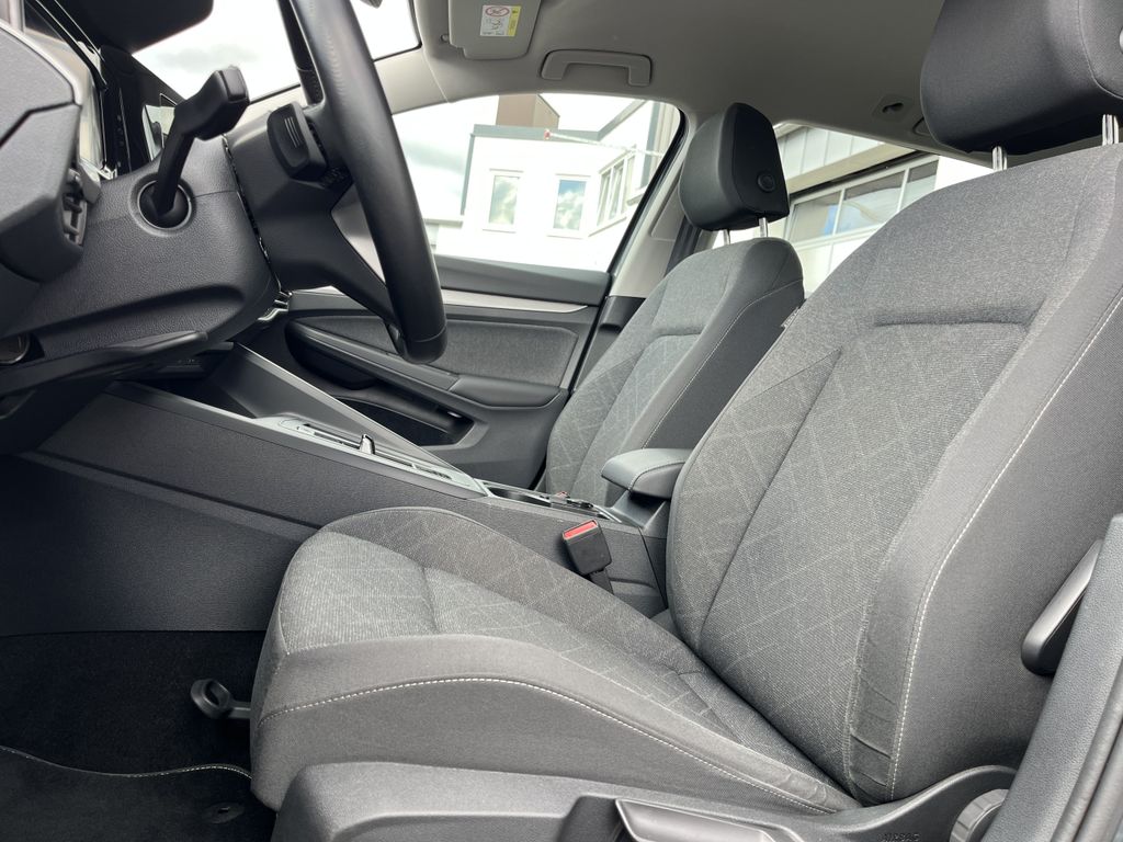 Volkswagen Golf Variant 1.5 TSI DSG Life 10