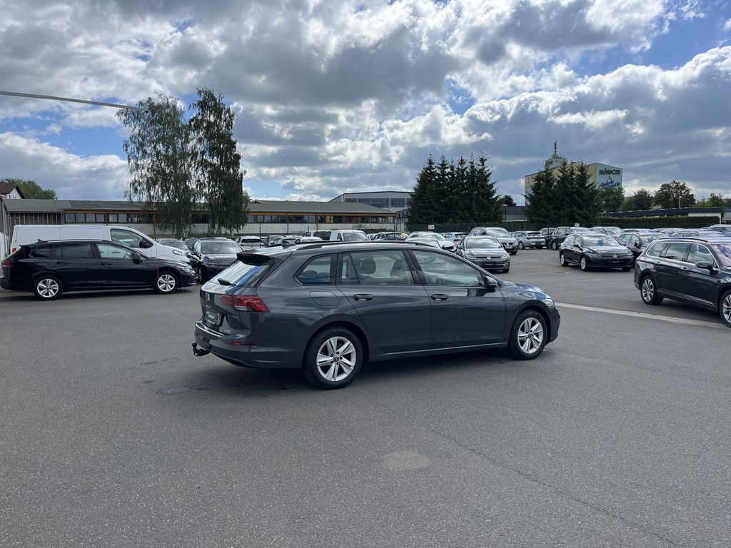 Volkswagen Golf Variant 1.5 TSI DSG Life 6