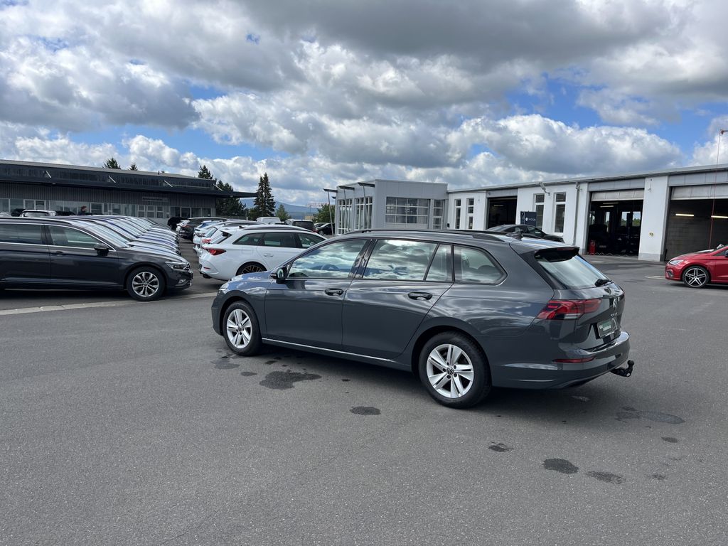 Volkswagen Golf Variant 1.5 TSI DSG Life 8