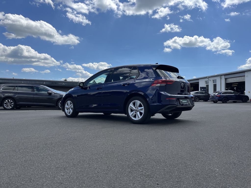 Volkswagen Golf 2.0 TDI DSG Life 9