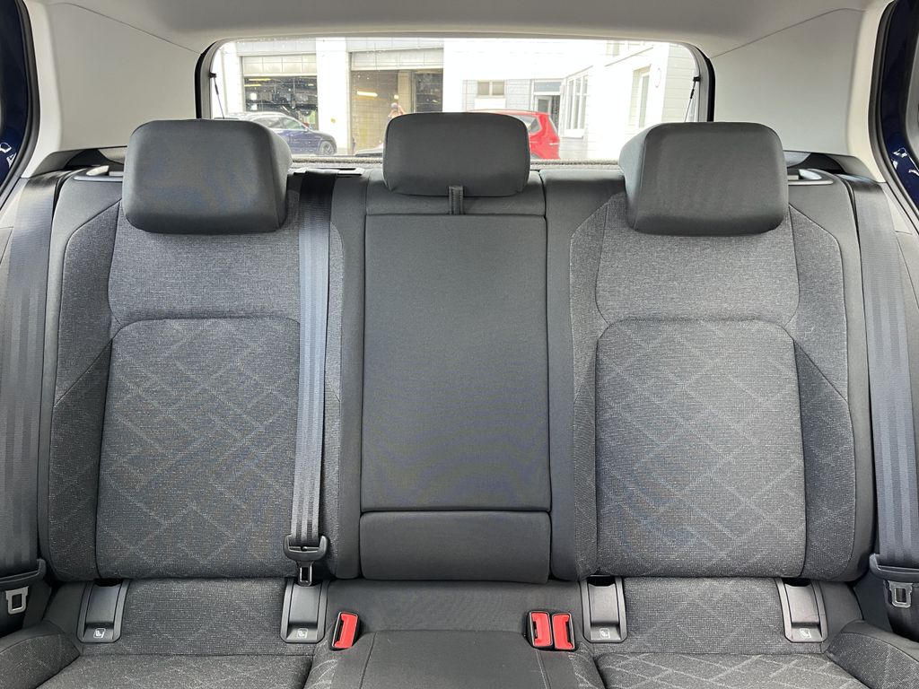 Volkswagen Golf 2.0 TDI DSG Life 17