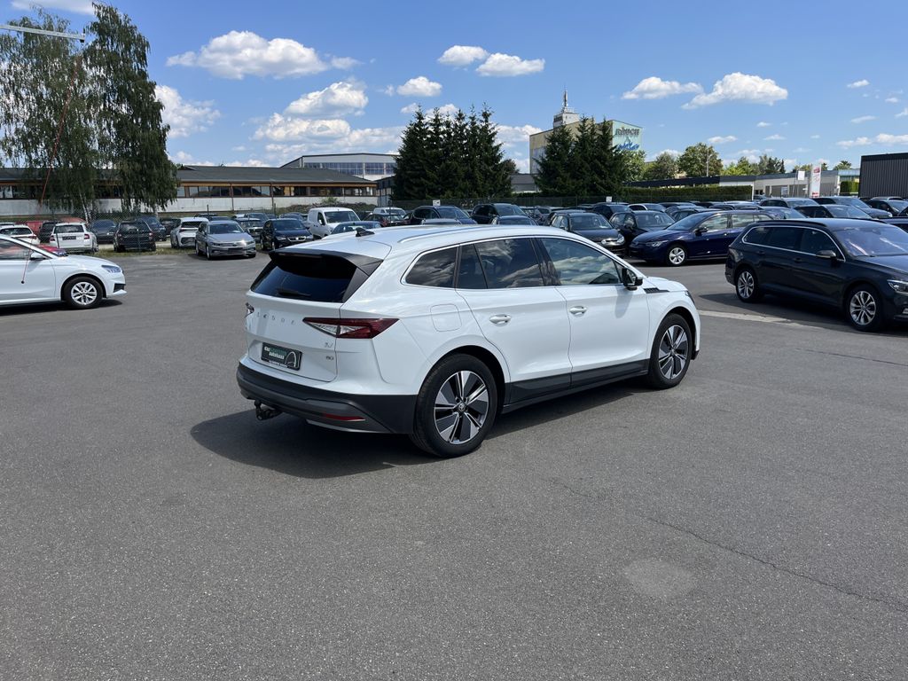 Skoda Enyaq 82kWh WäPu AHK Navi RFK el.Klappe LR-HZG S 7
