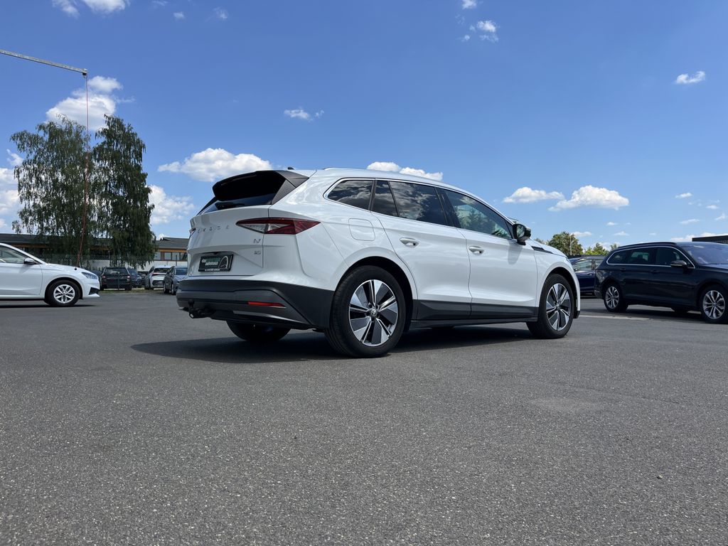 Skoda Enyaq 82kWh WäPu AHK Navi RFK el.Klappe LR-HZG S 6