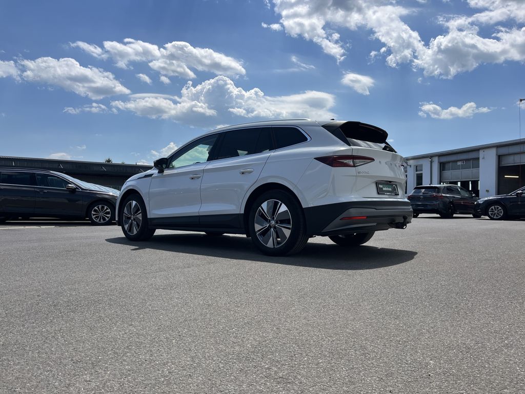 Skoda Enyaq 82kWh WäPu AHK Navi RFK el.Klappe LR-HZG S 9
