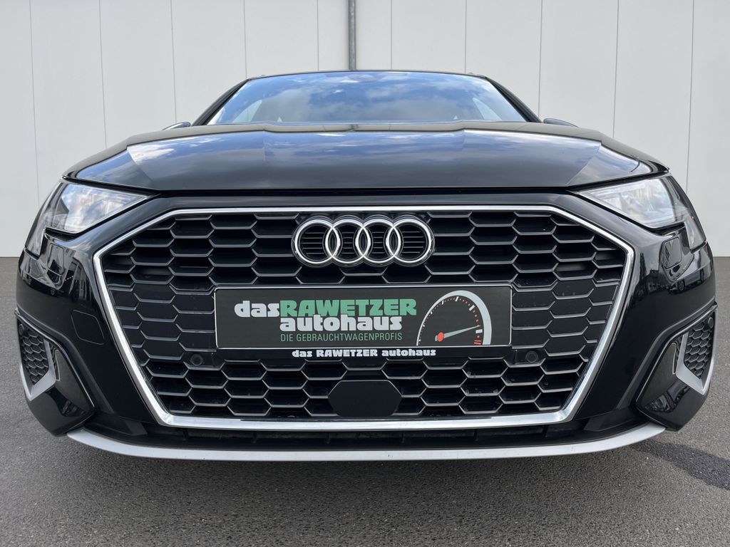 Audi A3 Sportback 35 2.0 TDI S tronic Advanced S-Line 3