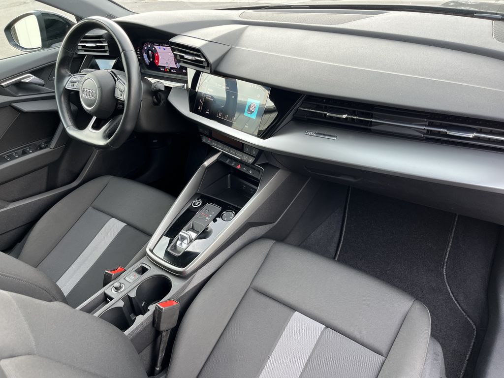 Audi A3 Sportback 35 2.0 TDI S tronic Advanced S-Line 13