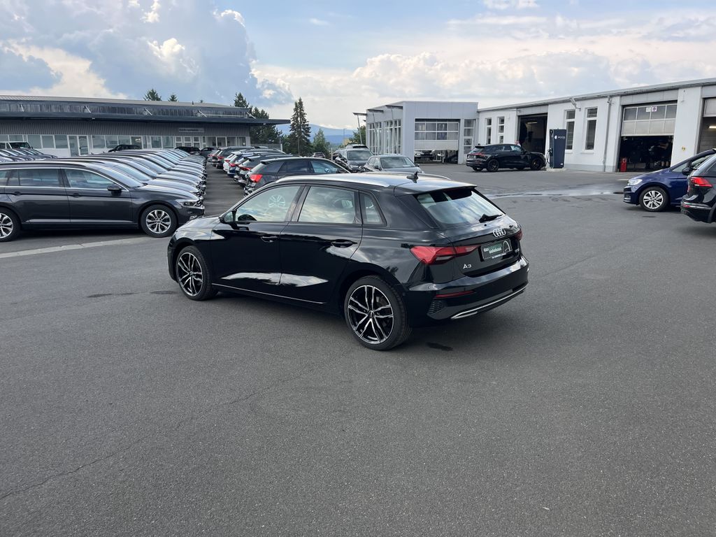 Audi A3 Sportback 35 2.0 TDI S tronic Advanced S-Line 10