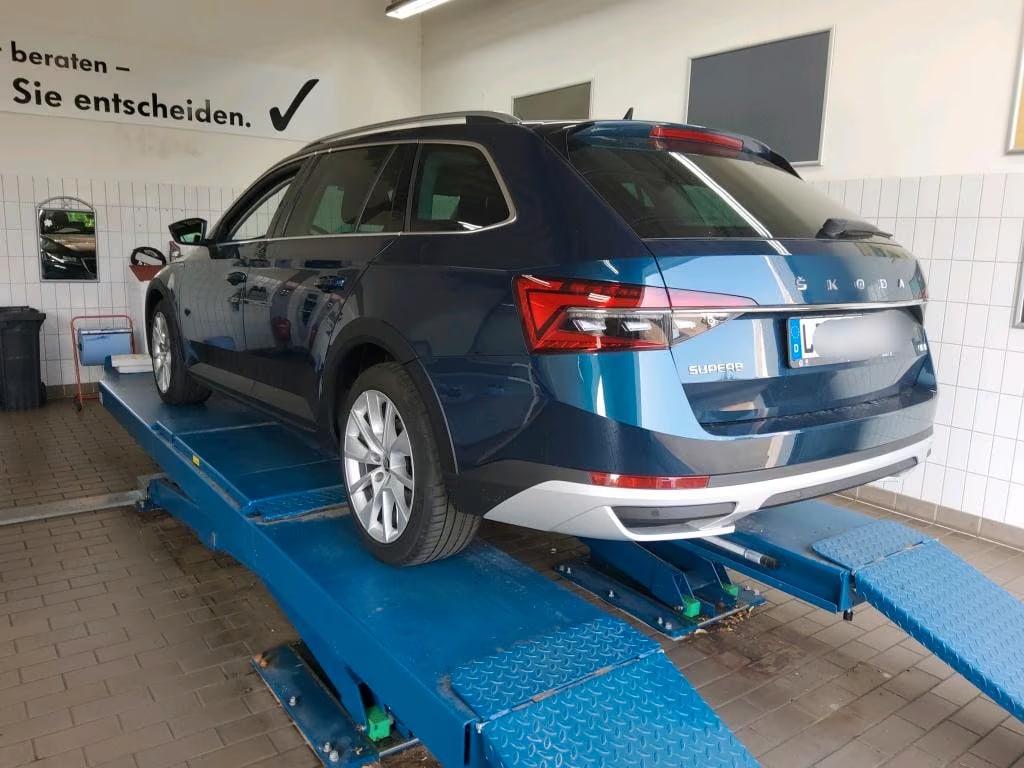 Skoda Superb 2.0 2021 3