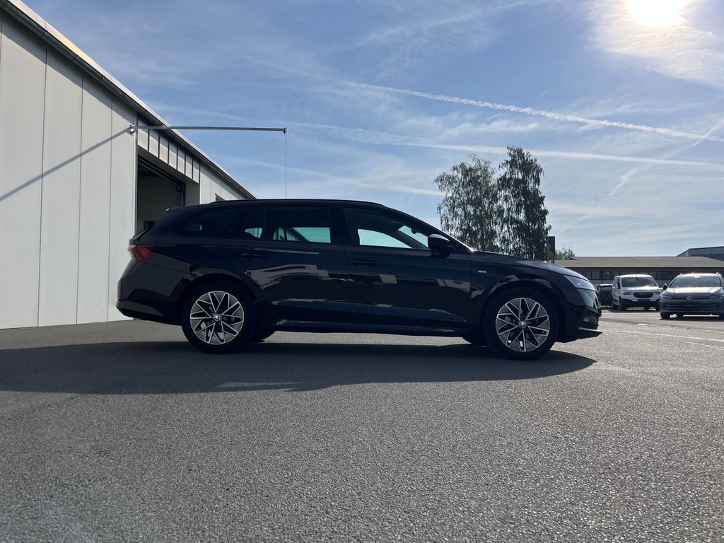 Skoda Octavia Combi 2.0 TDI DSG Blackline 4