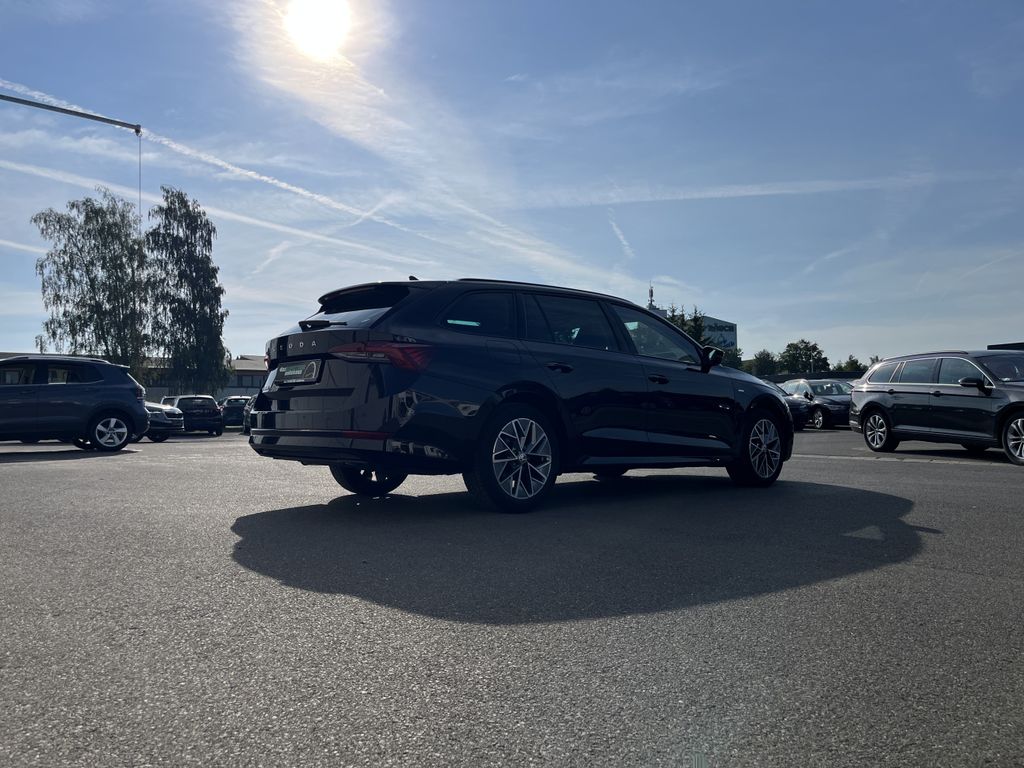 Skoda Octavia Combi 2.0 TDI DSG Blackline 6