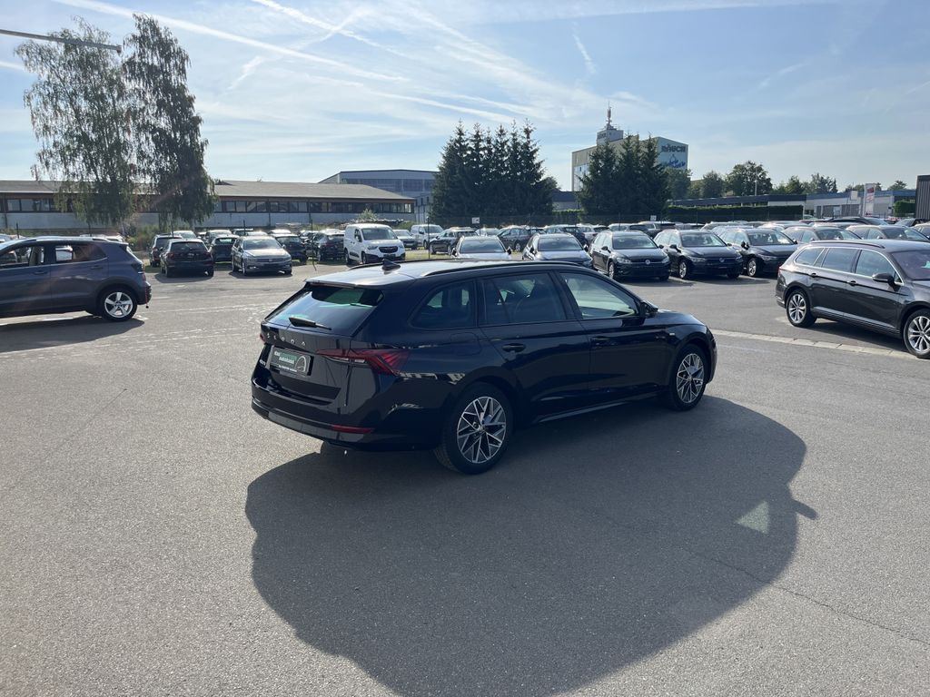 Skoda Octavia Combi 2.0 TDI DSG Blackline 7