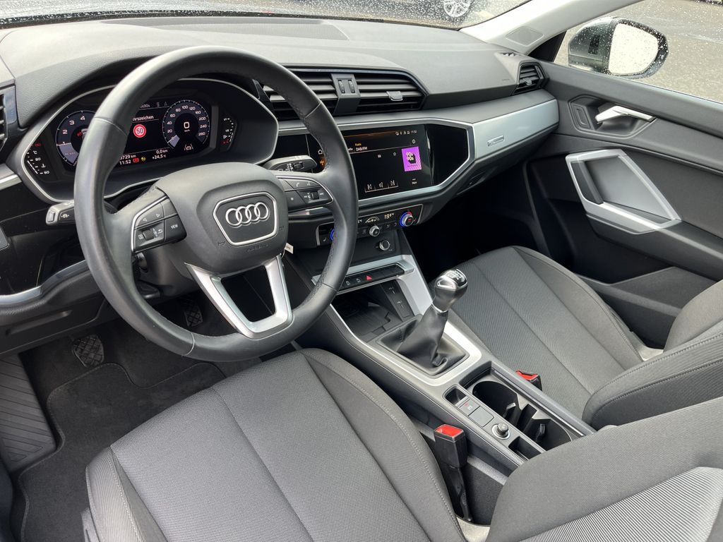Audi Q3 Sportback 35 1.5 TFSI S line 11