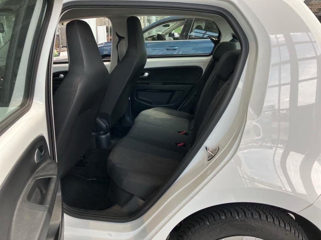 Volkswagen e-up! 2021 6