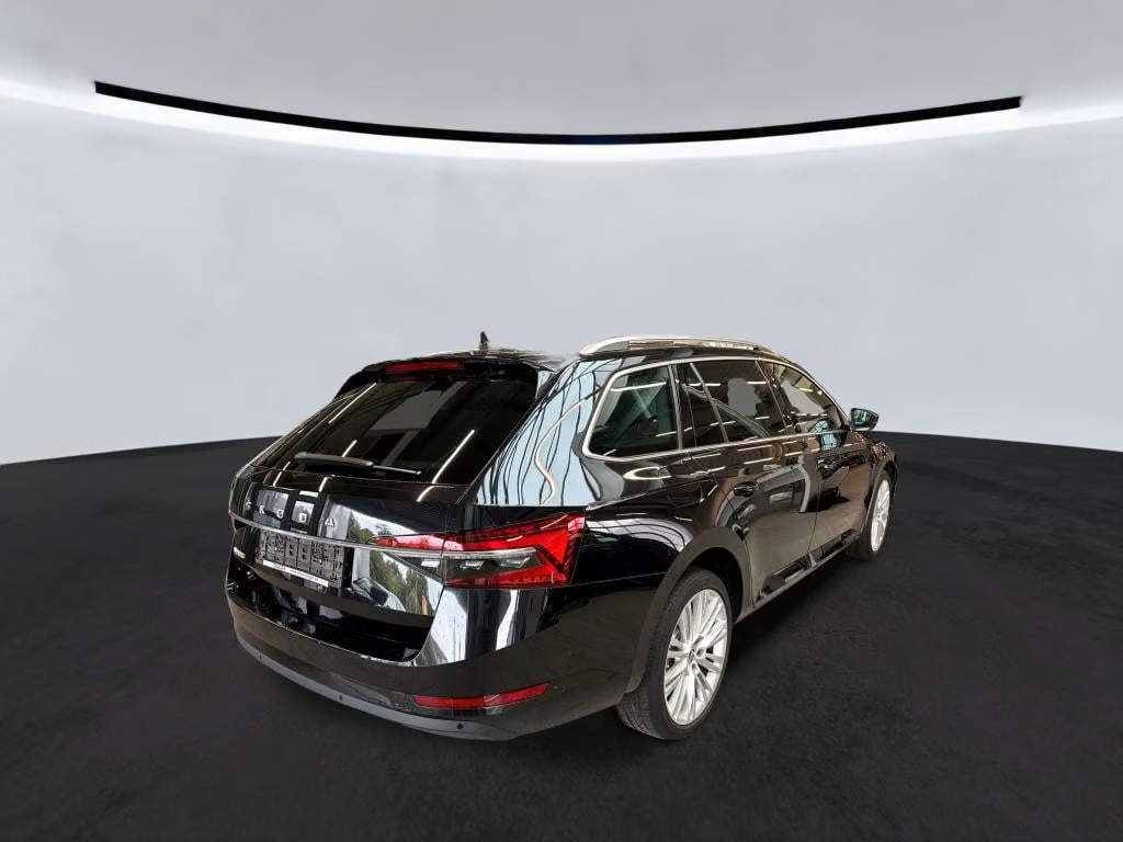 Skoda Superb 2.0 2022 4