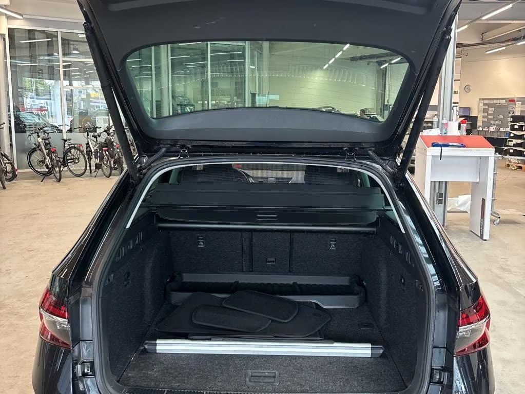 Skoda Superb 2.0 2022 7