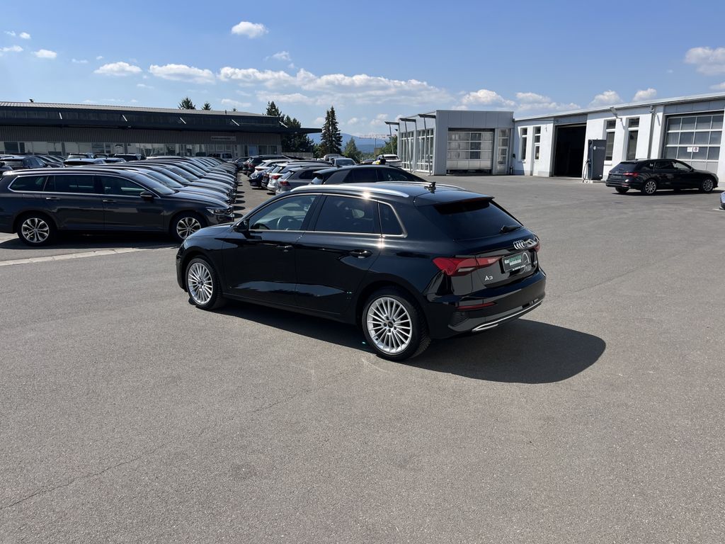 Audi A3 Sportback 35 2.0 TDI S tronic Advanced 10