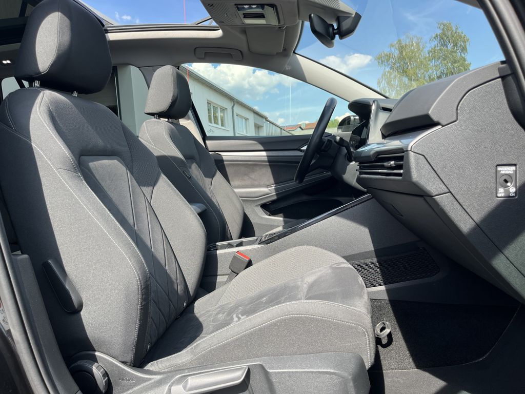 Volkswagen Golf Variant 2.0 TDI DSG STYLE 12