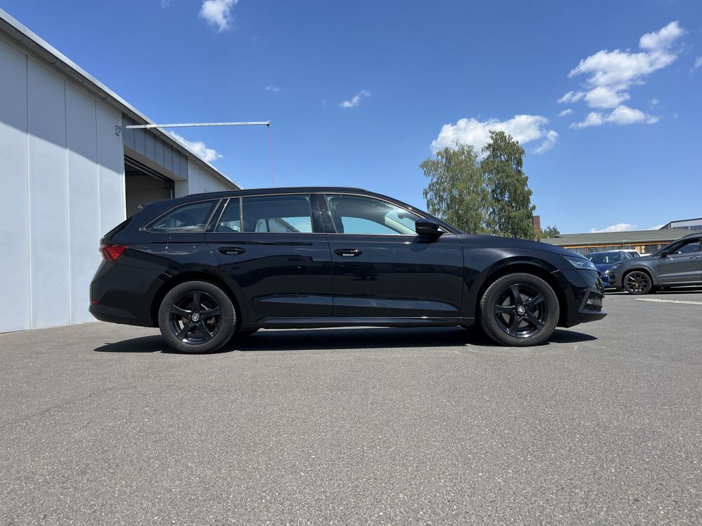 Skoda Octavia Combi 2.0 TDI Blackline 4