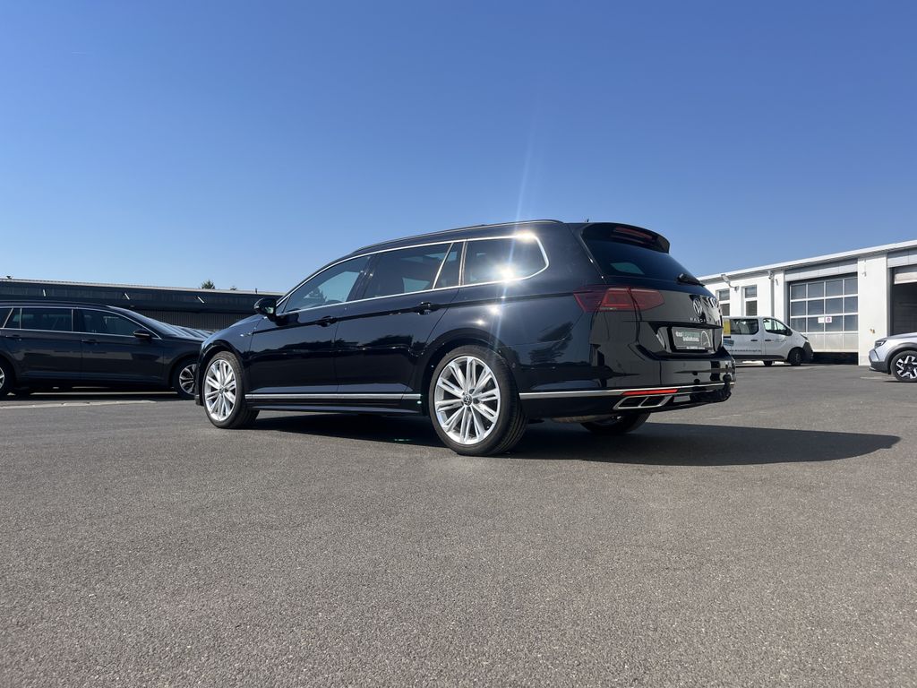 Volkswagen Passat Variant 1.5 TSI DSG R-LINE 8