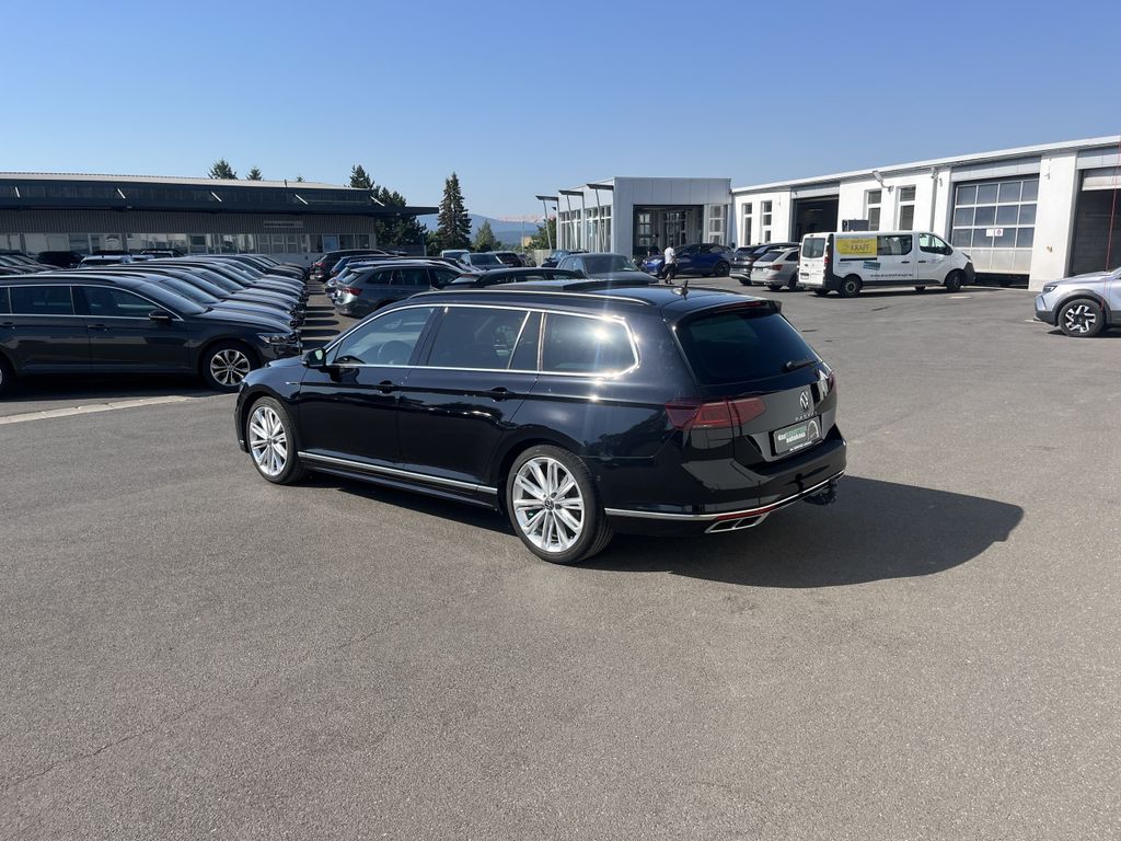 Volkswagen Passat Variant 1.5 TSI DSG R-LINE 9