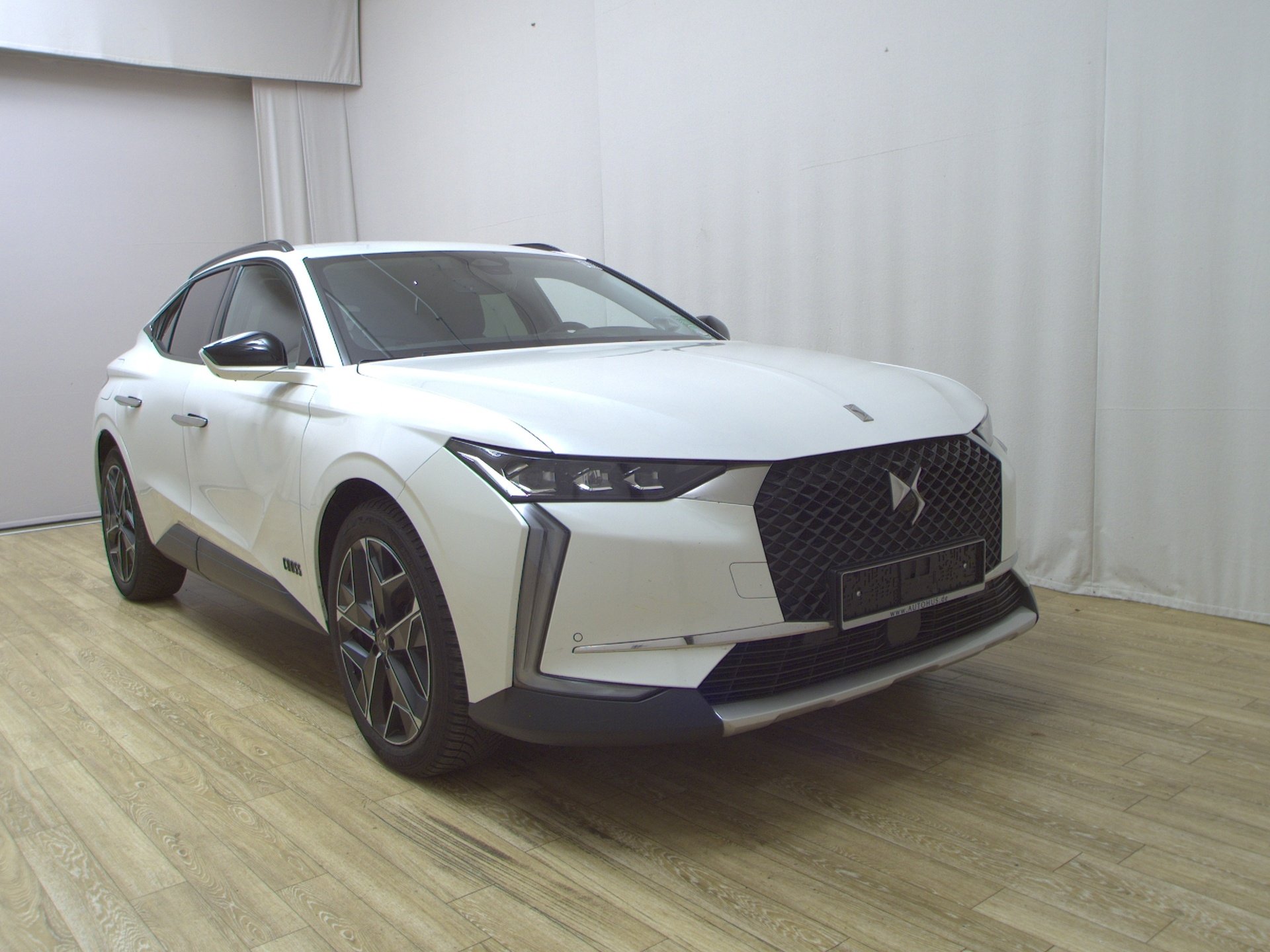 DS DS4 1.5 BlueHDI Cross Rivoli Navi LED HuD Focal 3