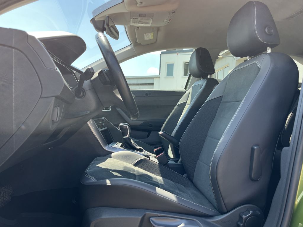 Volkswagen Taigo 1.5 TSI DSG Style 12