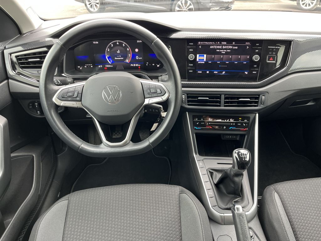 Volkswagen Polo 1.0 Life 16