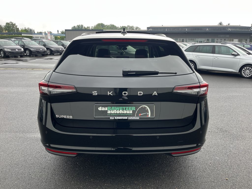 Skoda Superb Combi 2.0 TDI DSG Selection AHK PANO Head 9