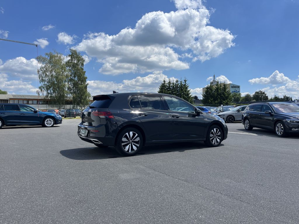 Volkswagen Golf 2.0 TDI DSG MOVE 7