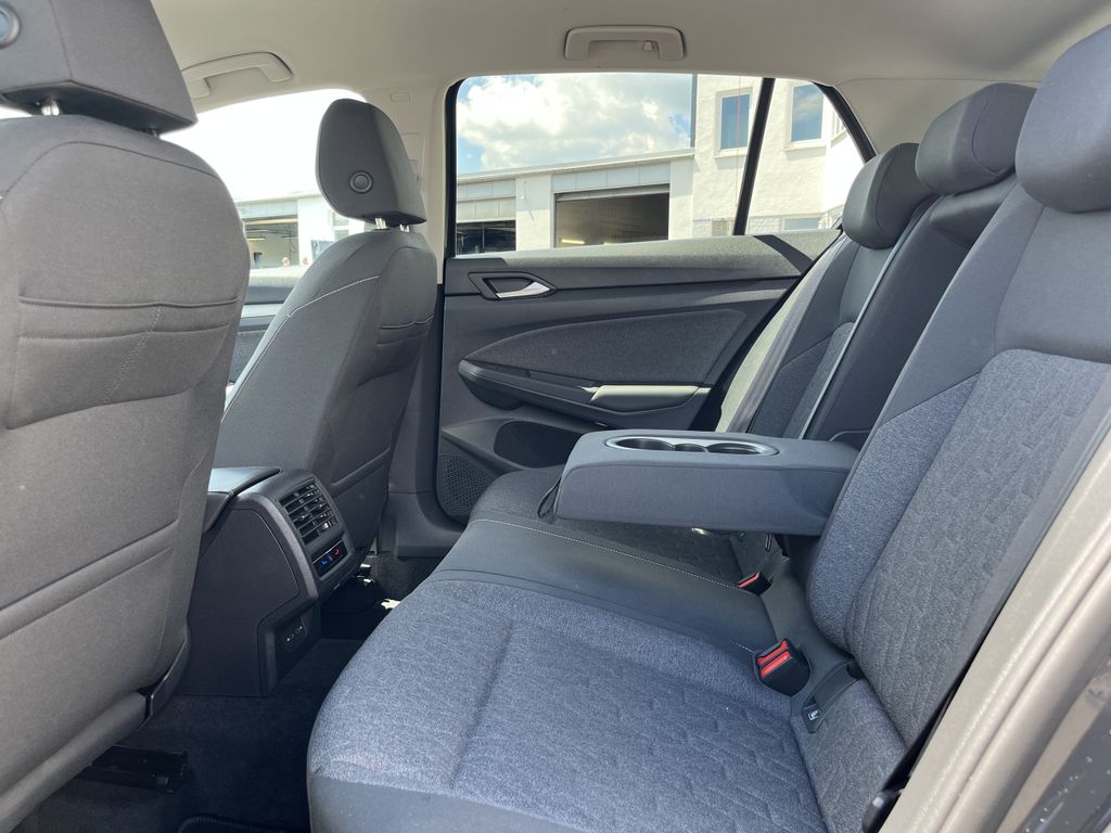 Volkswagen Golf 2.0 TDI DSG MOVE 17