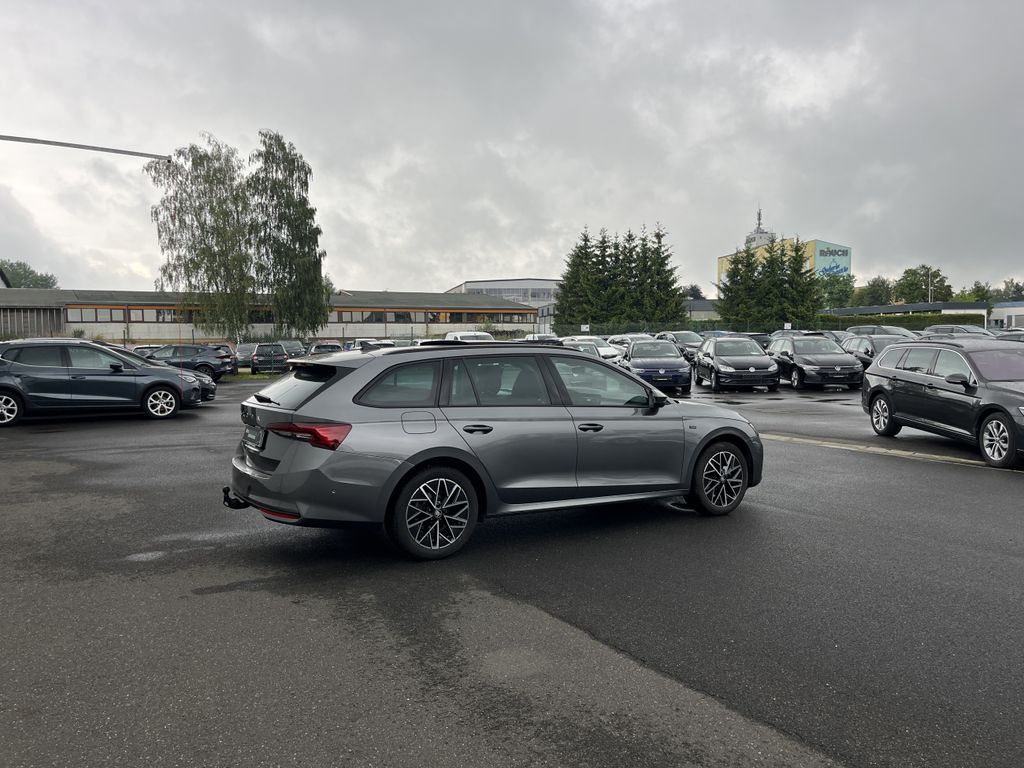 Skoda Octavia Combi 2.0 TDI DSG Blackline AHK PANO STH 8