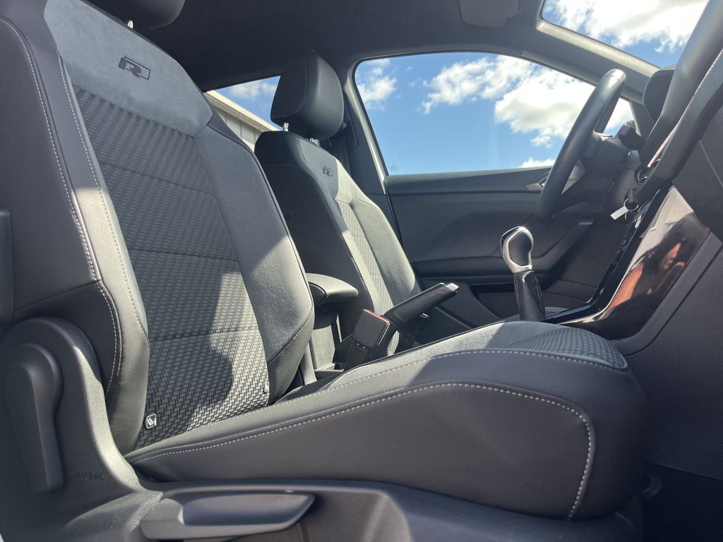 Volkswagen T-Cross 1.0 TSI R-Line 15