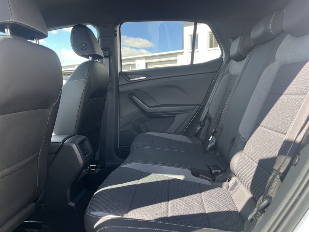 Volkswagen T-Cross 1.0 TSI R-Line 17