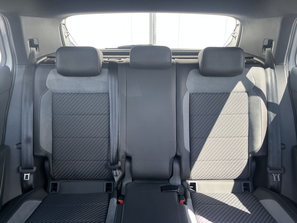 Volkswagen T-Cross 1.0 TSI R-Line 18