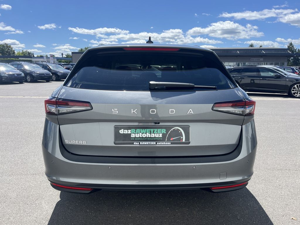 Skoda Superb Combi 2.0 TSI DSG Selection 9