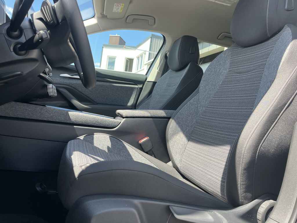 Skoda Superb Combi 2.0 TSI DSG Selection 13