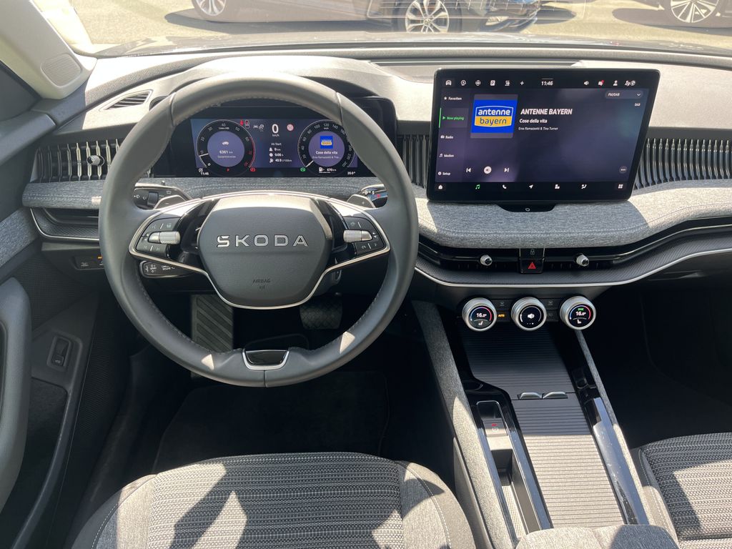 Skoda Superb Combi 2.0 TSI DSG Selection 16
