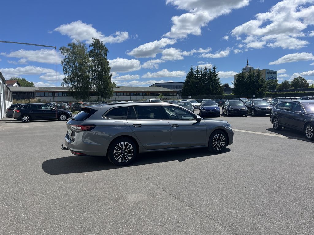 Skoda Superb Combi 2.0 TSI DSG Selection 8