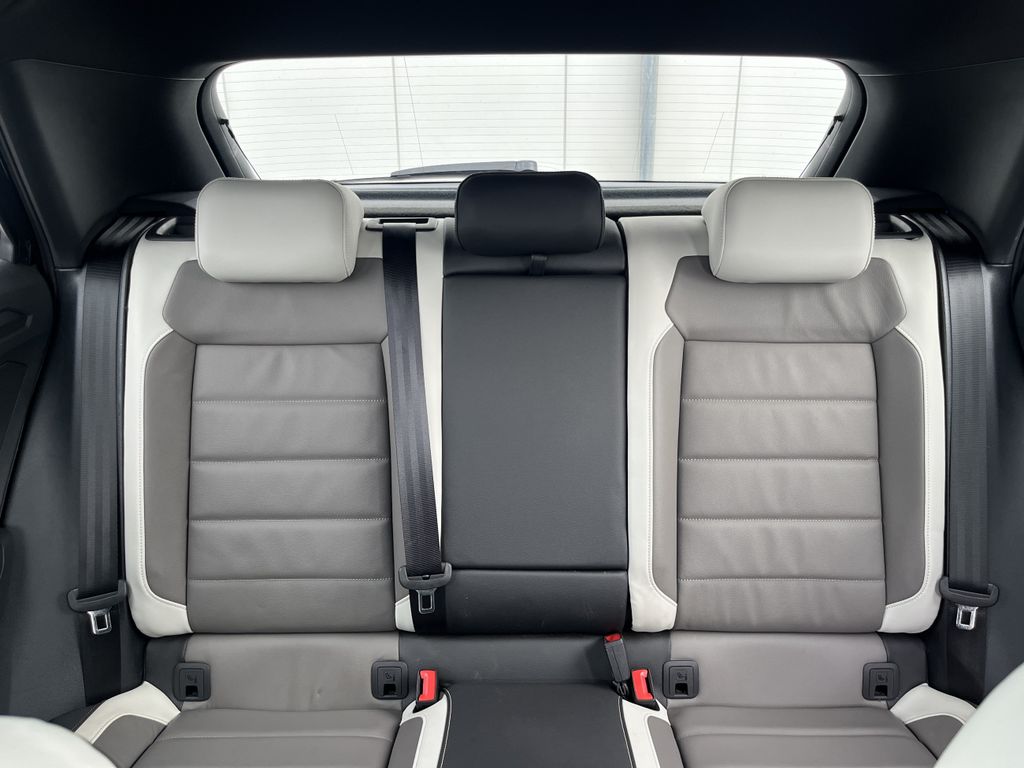 Volkswagen T-Roc 2.0 TSI 4Mo. DSG SPORT 18