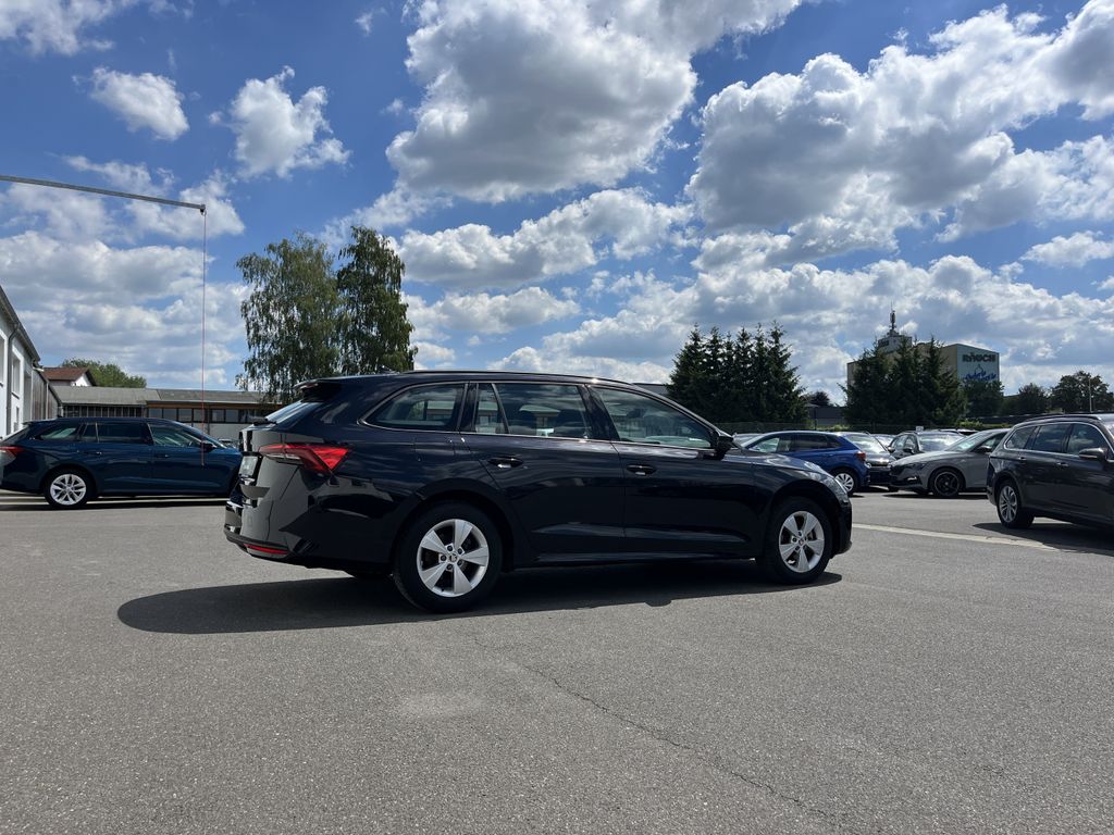 Skoda Octavia Combi 1.5 TSI DSG Blackline 7