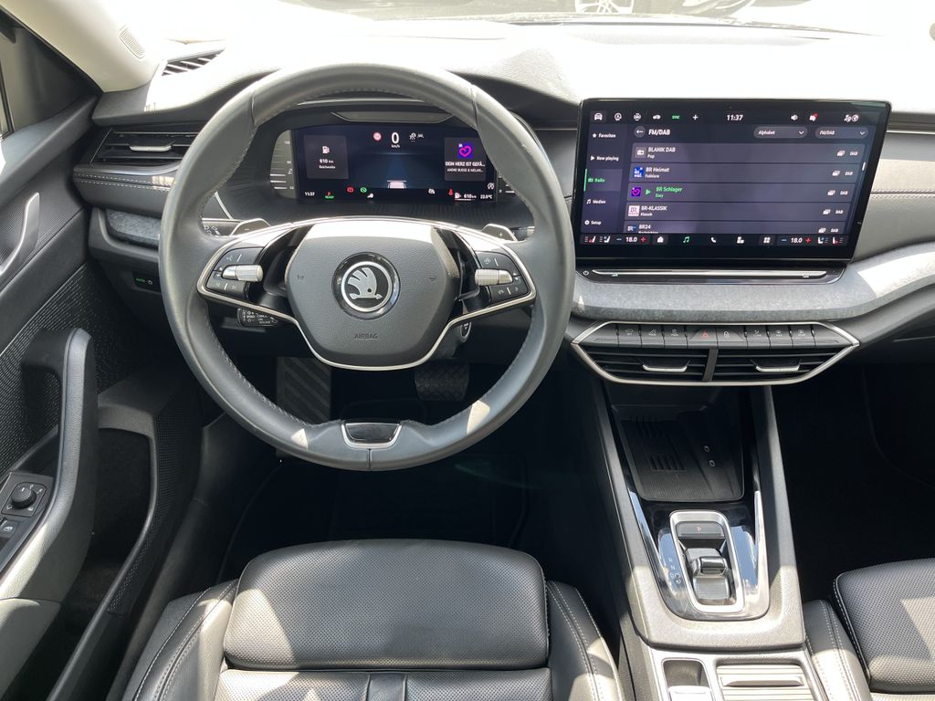 Skoda Octavia Combi 1.5 TSI DSG Blackline 16