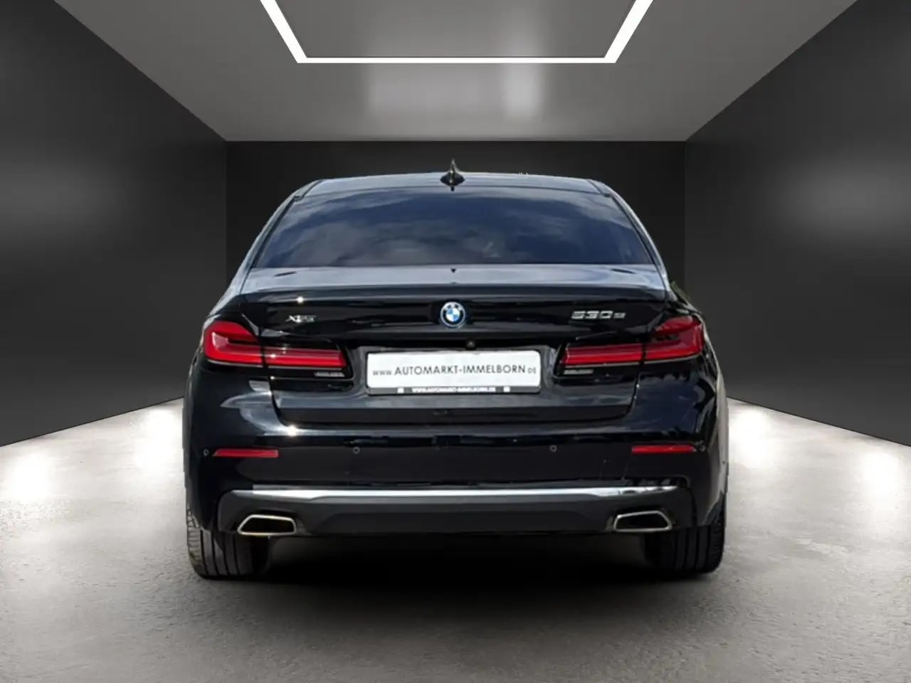 BMW 530 e xDrive Luxury Line Sdach*HUD*AHK*Kamera*Le 9
