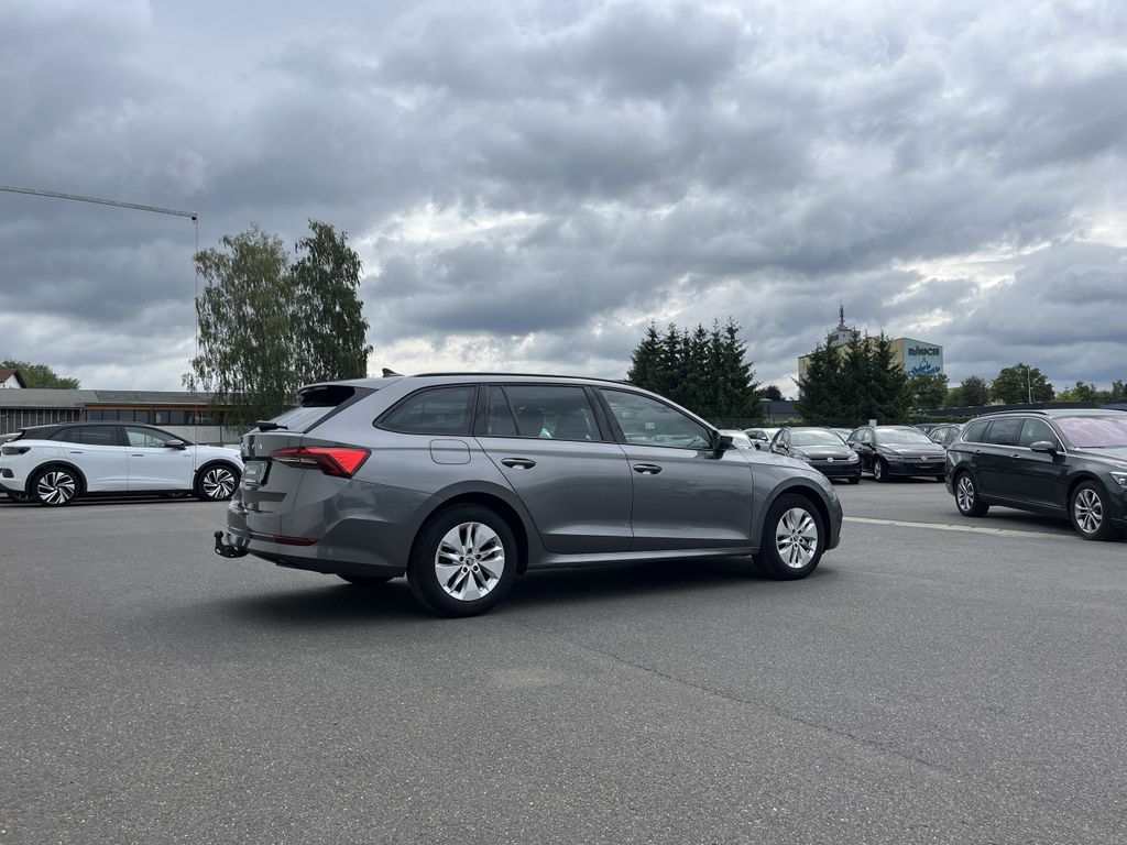 Skoda Octavia Combi 2.0 TDI DSG Blackline 7
