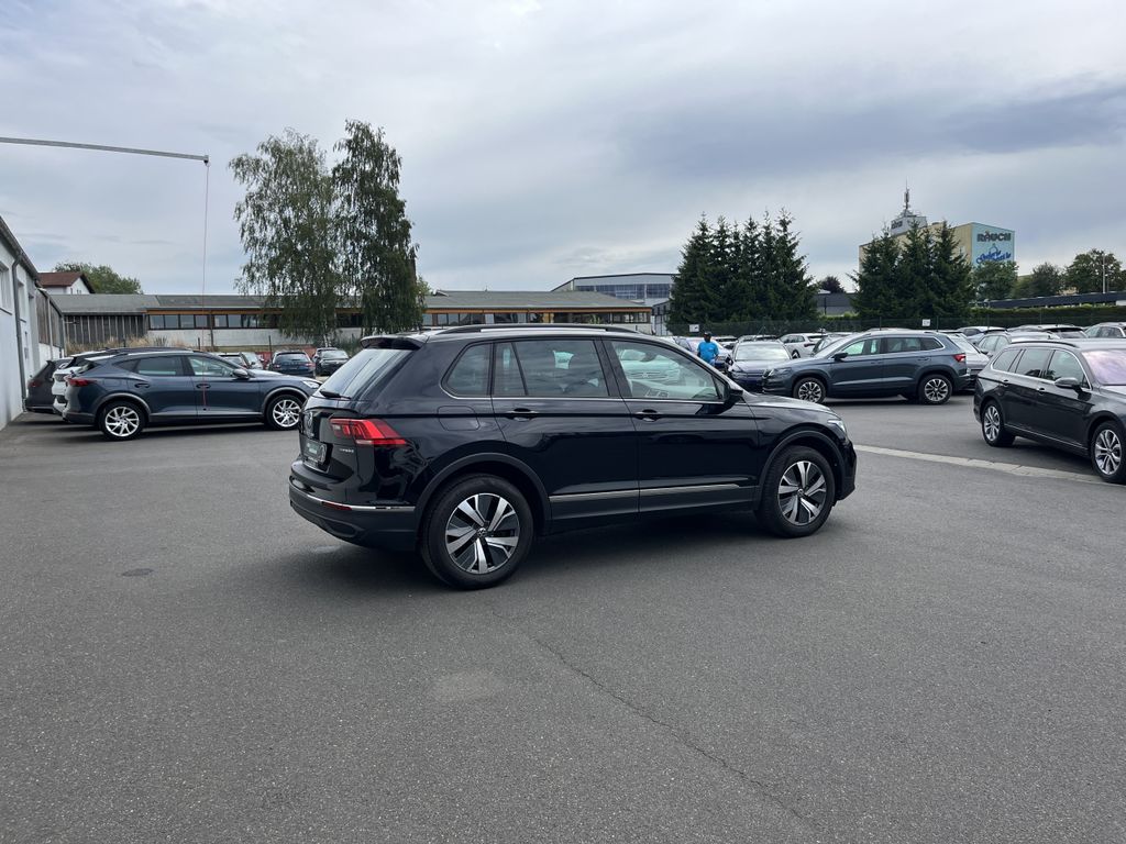 Volkswagen Tiguan 1.4 TSI e-Hybrid Life 8