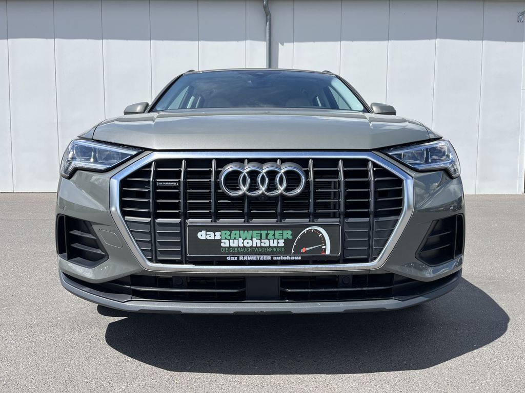 Audi Q3 35 2.0 TDI quattro S tronic AHK STHZ LEDER 36 4