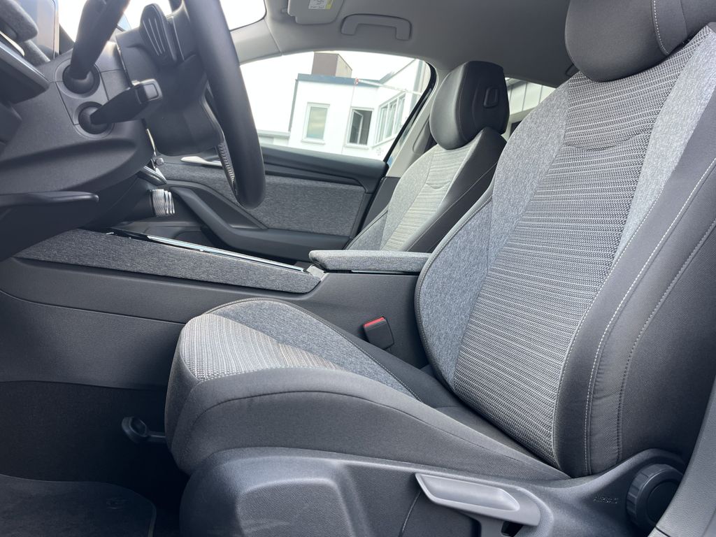 Skoda Superb Combi 2.0 TSI DSG Selection 13