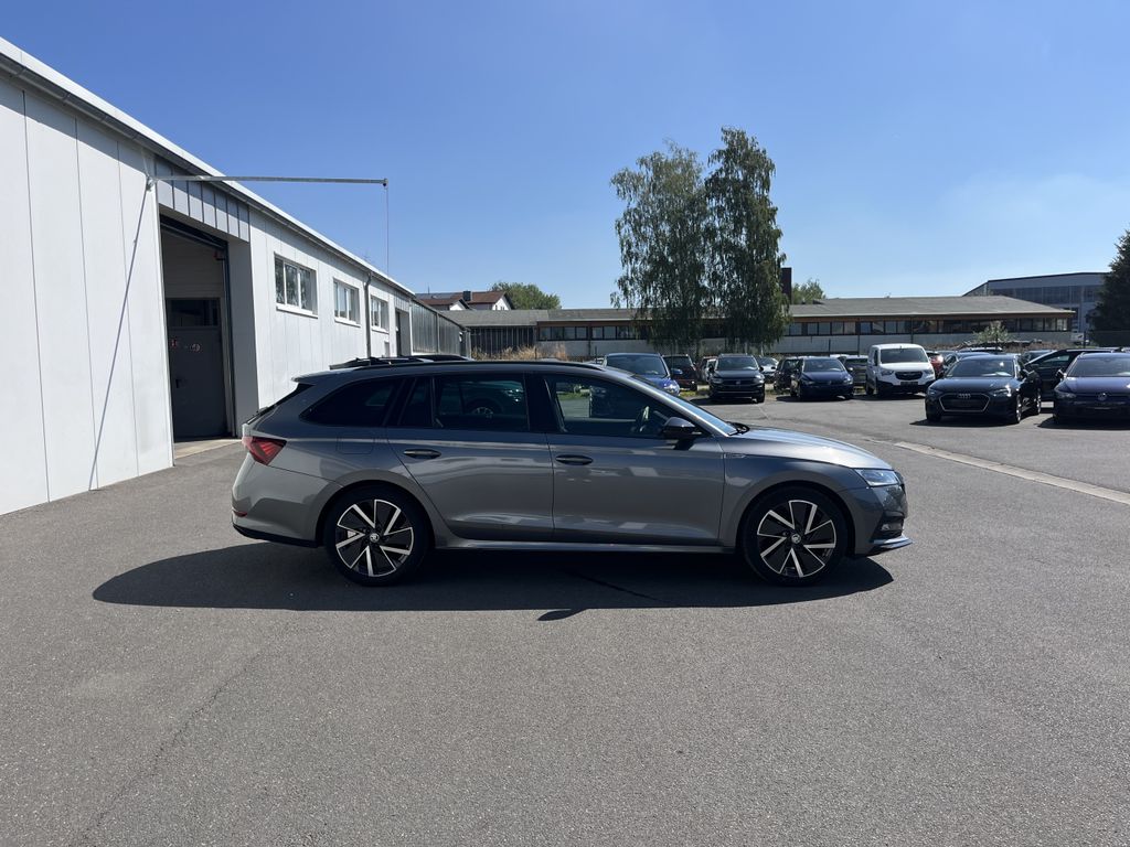 Skoda Octavia Combi 2.0 TDI DSG Sportline 6