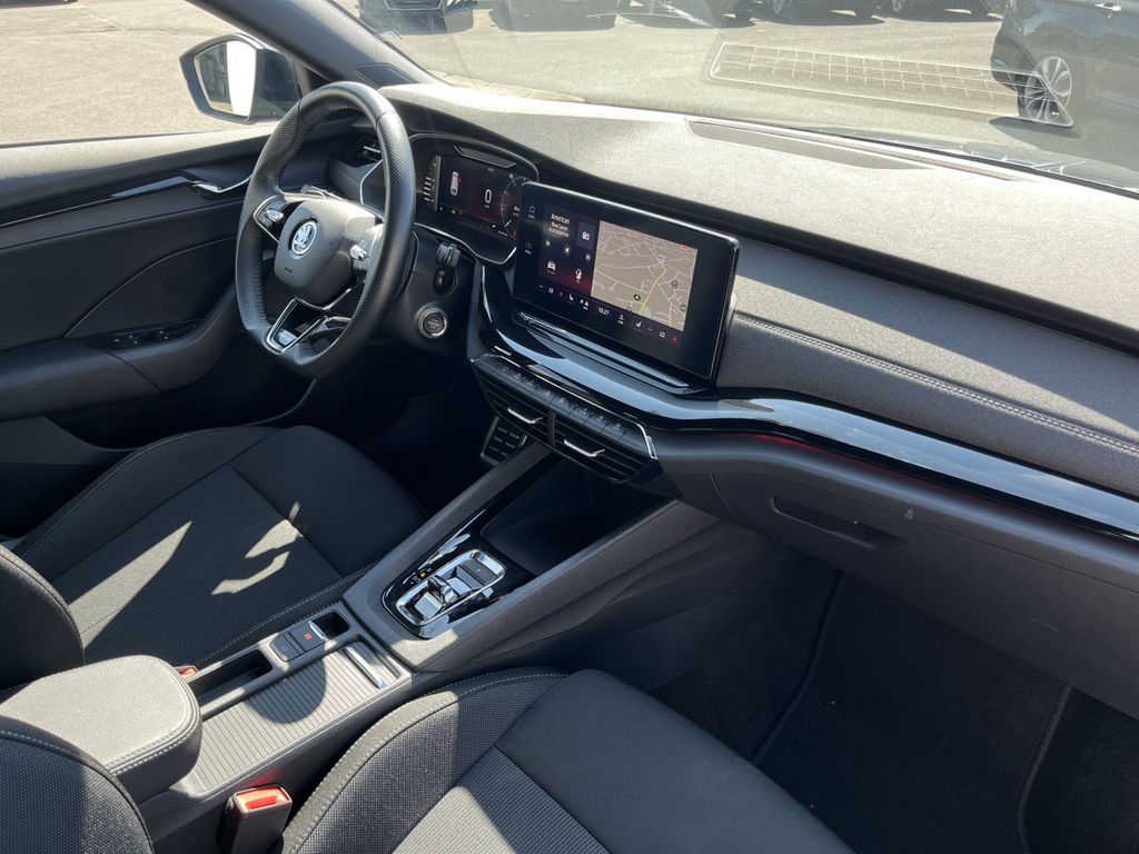 Skoda Octavia Combi 2.0 TDI DSG Sportline 14