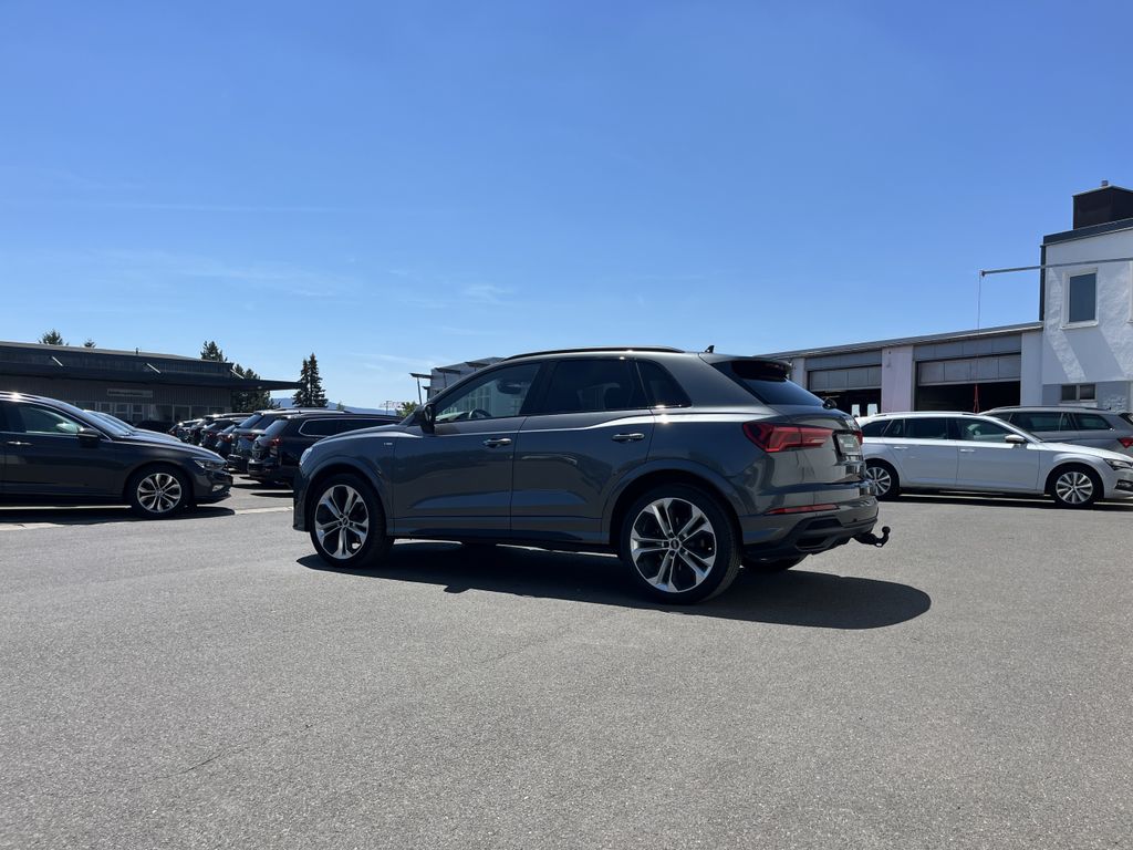 Audi Q3 40 2.0 TFSI quattro S tronic S line 10