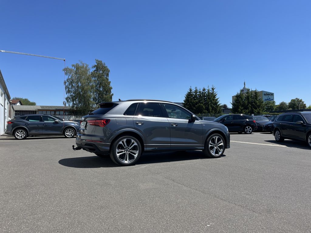 Audi Q3 40 2.0 TFSI quattro S tronic S line 7